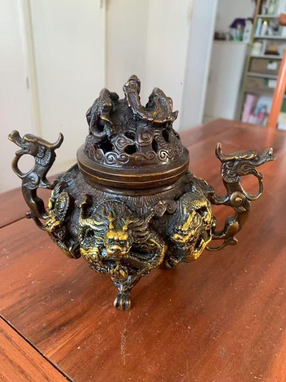 风磨铜浮雕九盘龙香薰炉