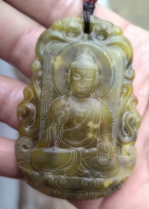 佛教题材雕刻玉牌