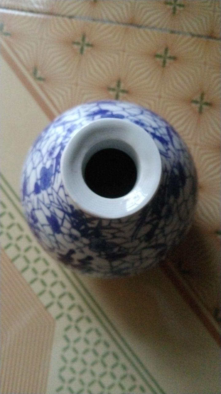 梅兰春青花酒瓶