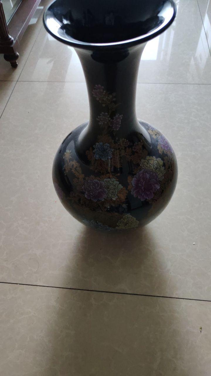 黑金古瓷花瓶