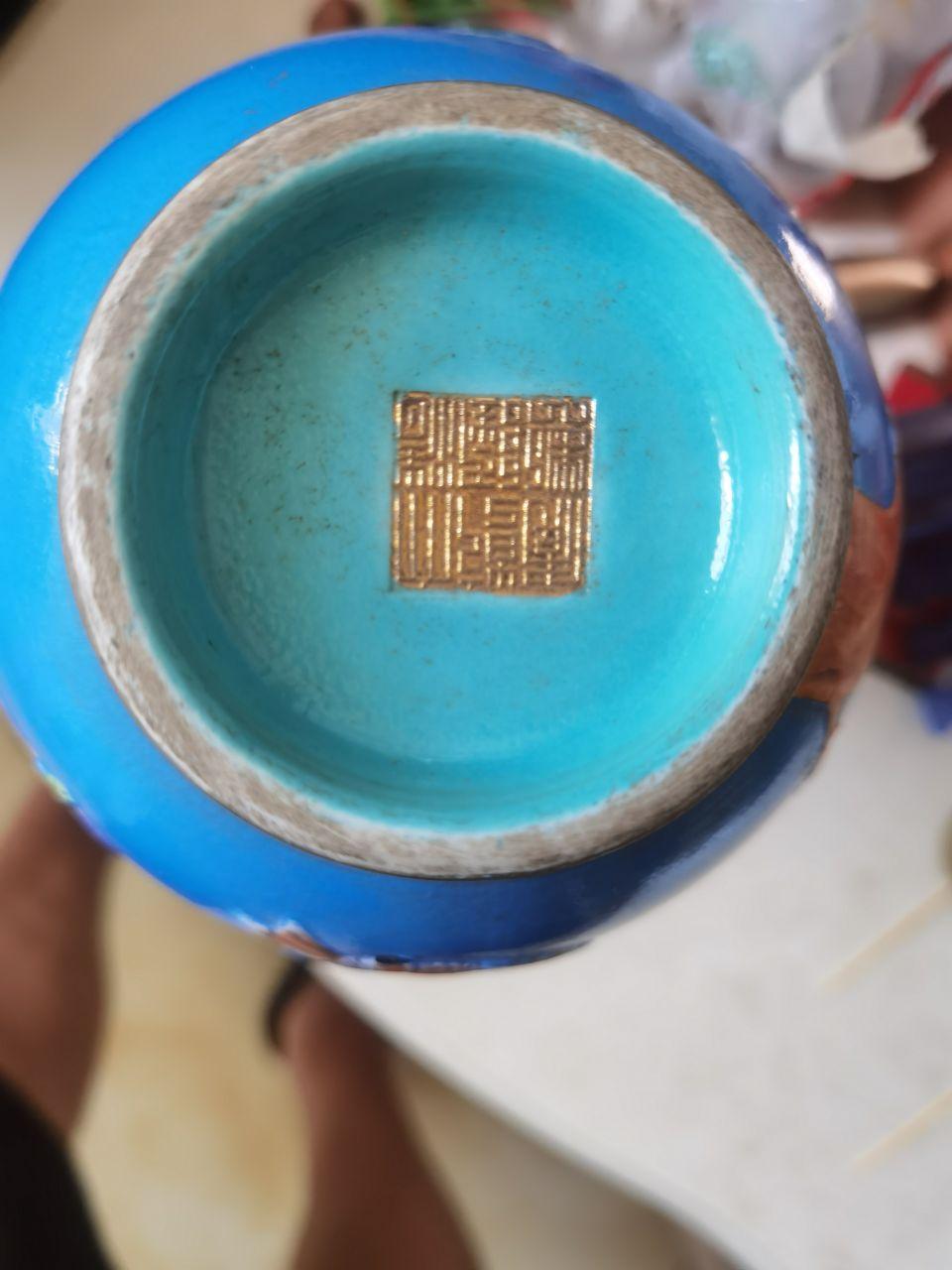 珐琅鸟赏瓶