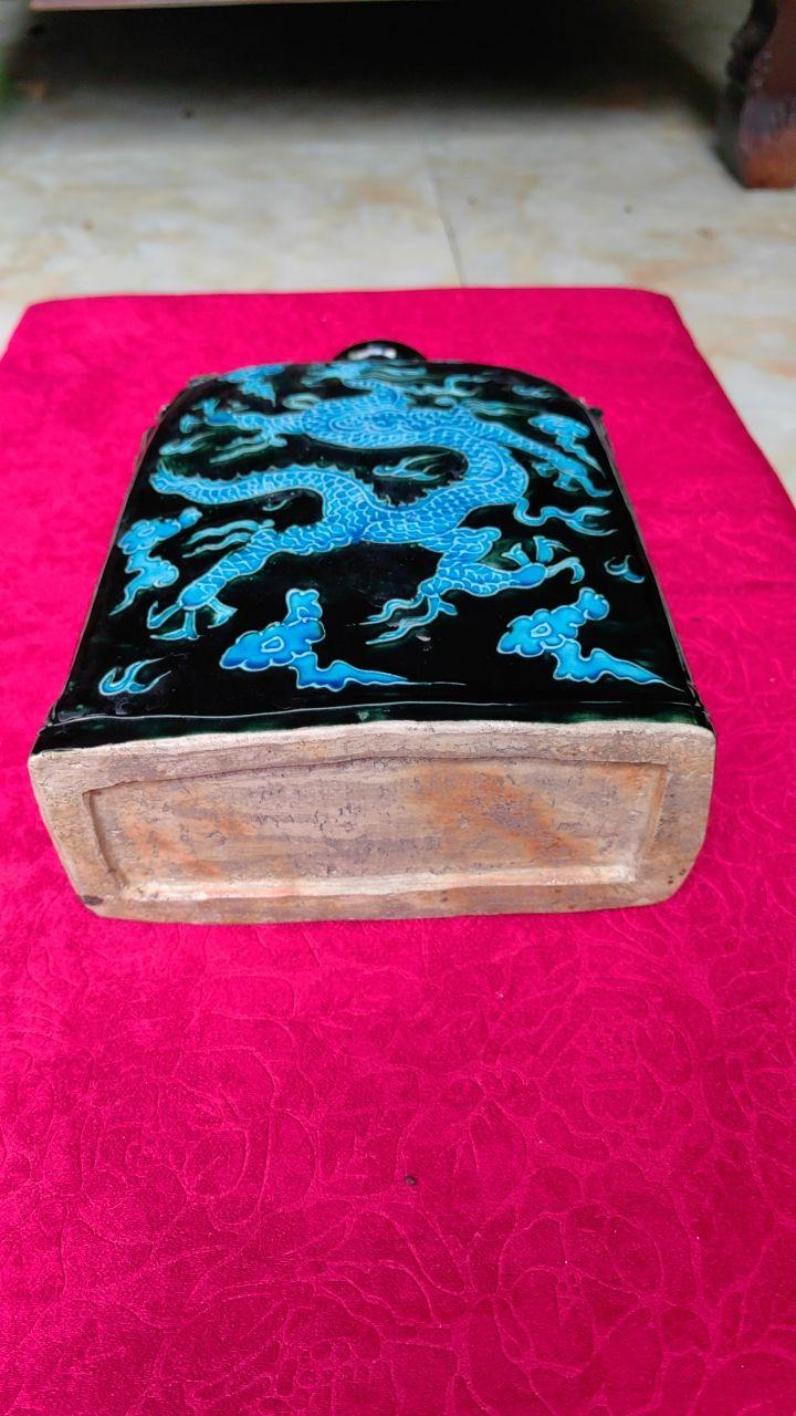 黑釉剔刻填蓝彩龙纹扁壶
