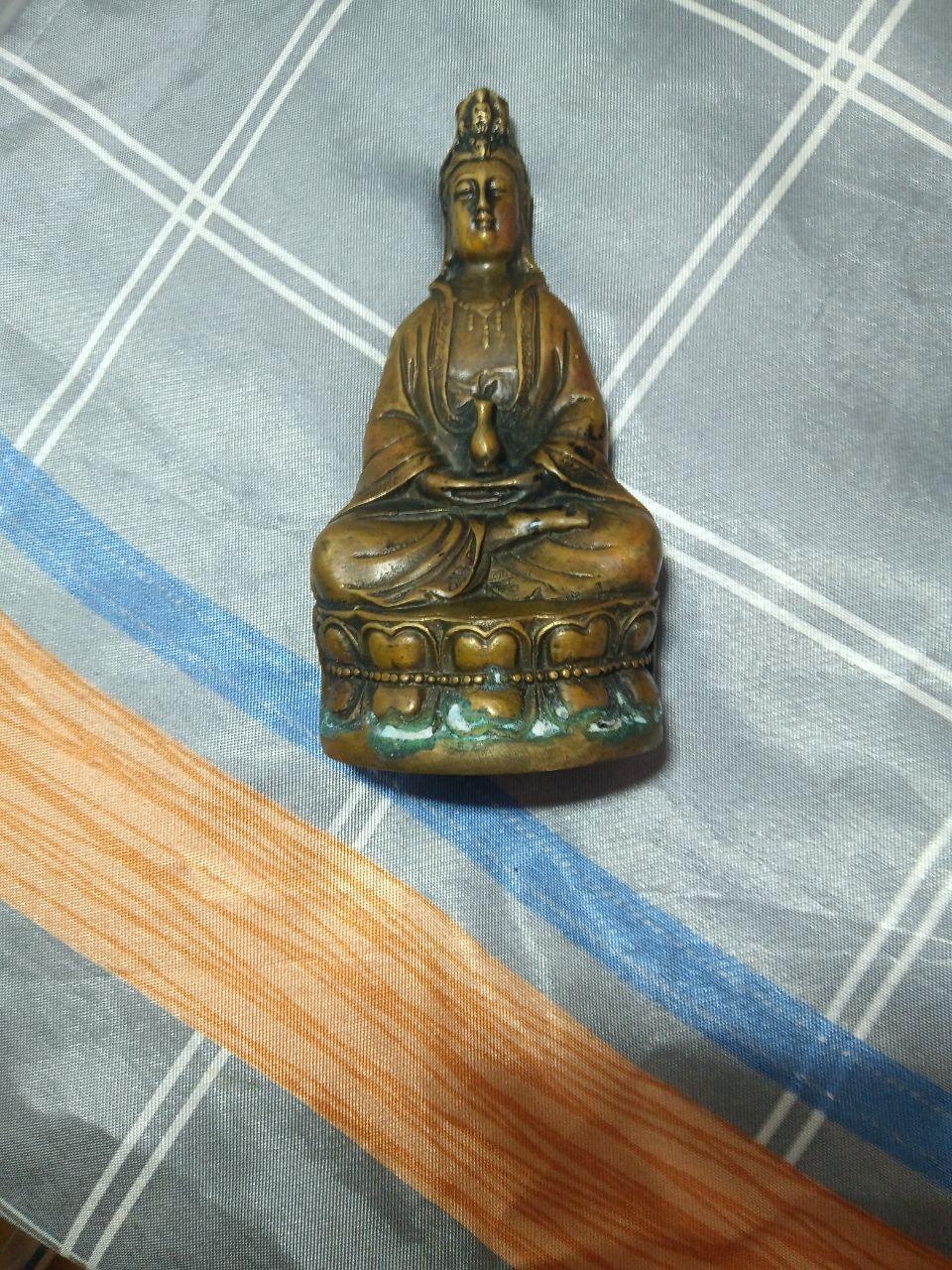 《铜铸观音菩萨坐像》